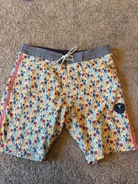 VISSLA Yellow Floral Swim Board Shorts with Coral Stripe